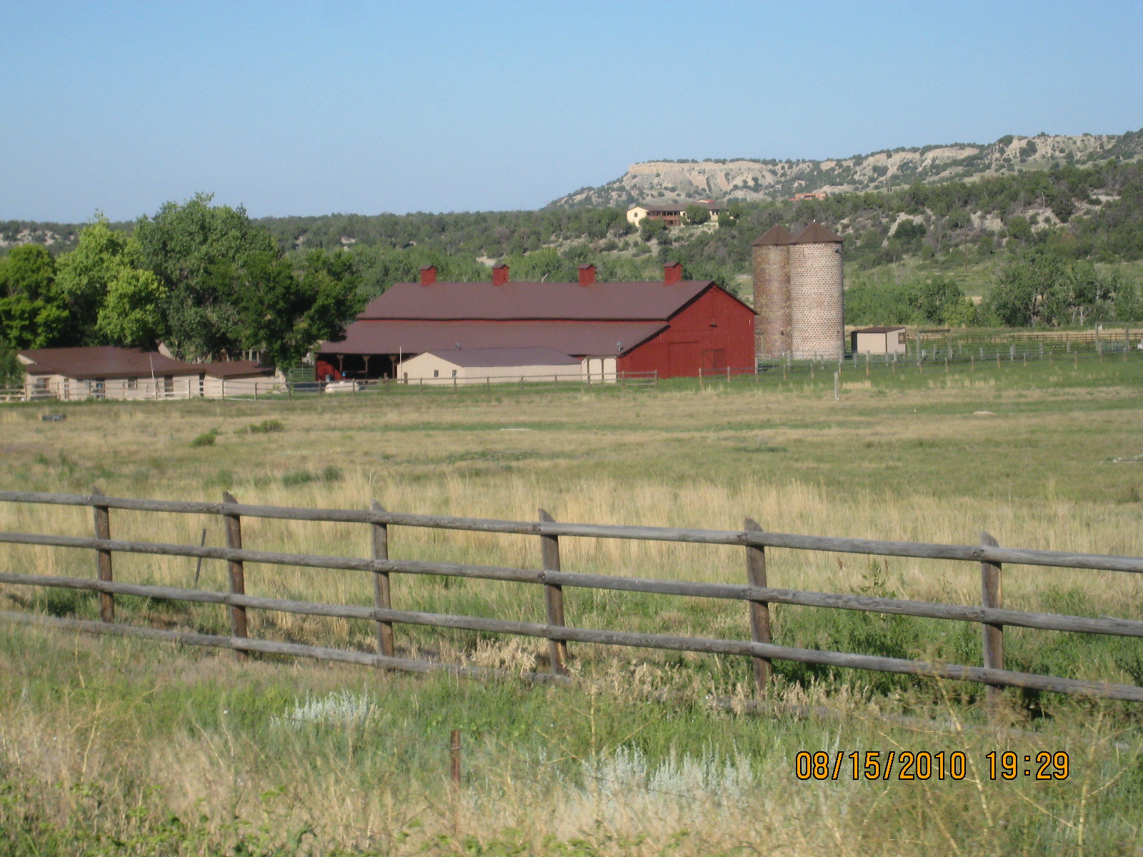lou'slifelines The Old Hatchet Ranch and Barn