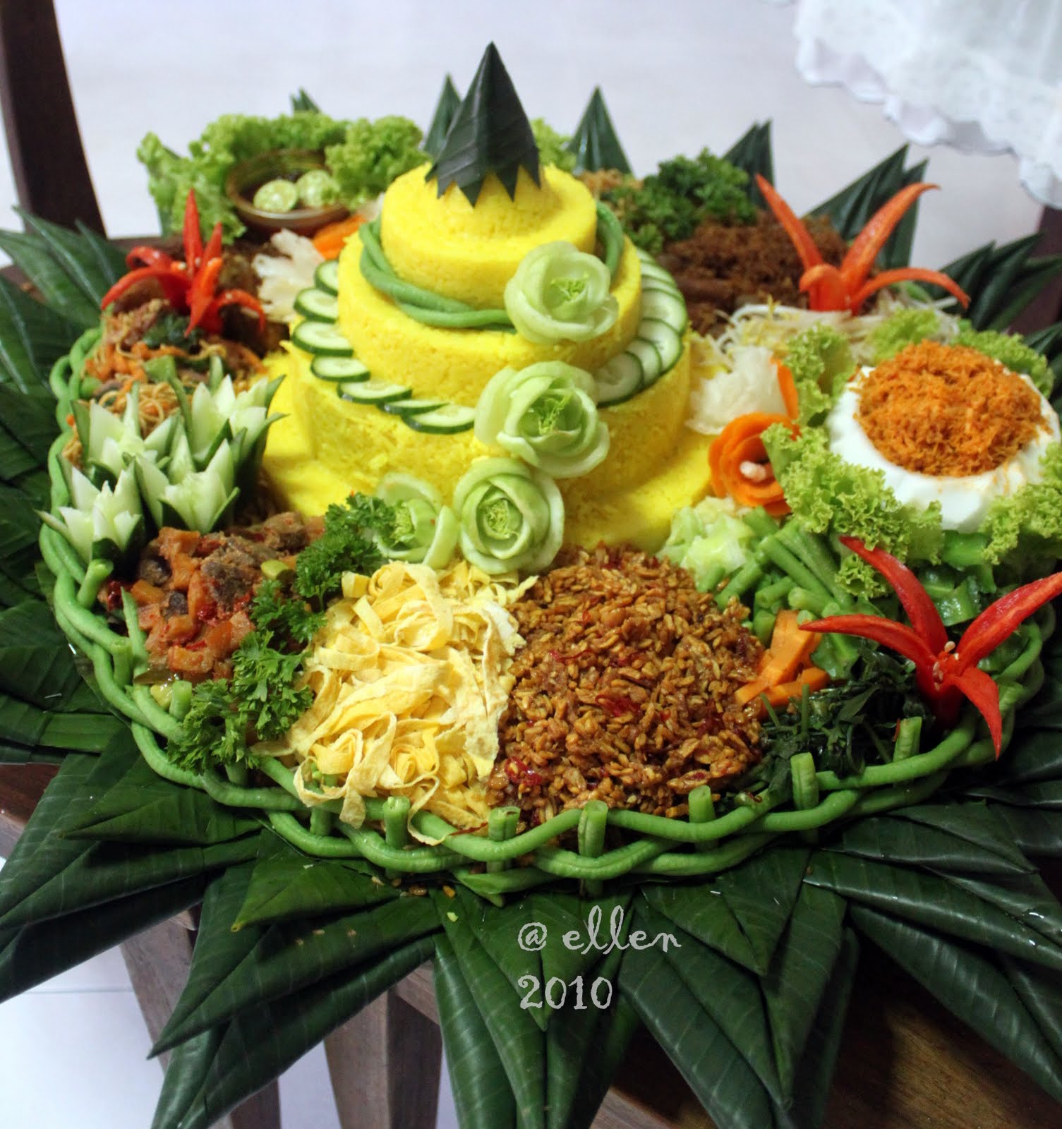 Magical Taste Indonesian Cuisine Tumpeng Tahun Baru Magical Taste Indonesian Cuisine Tumpeng Tahun Baru