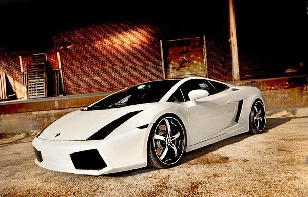 Perfect White Lamborghini with Killer Wheels slammed lamborghini