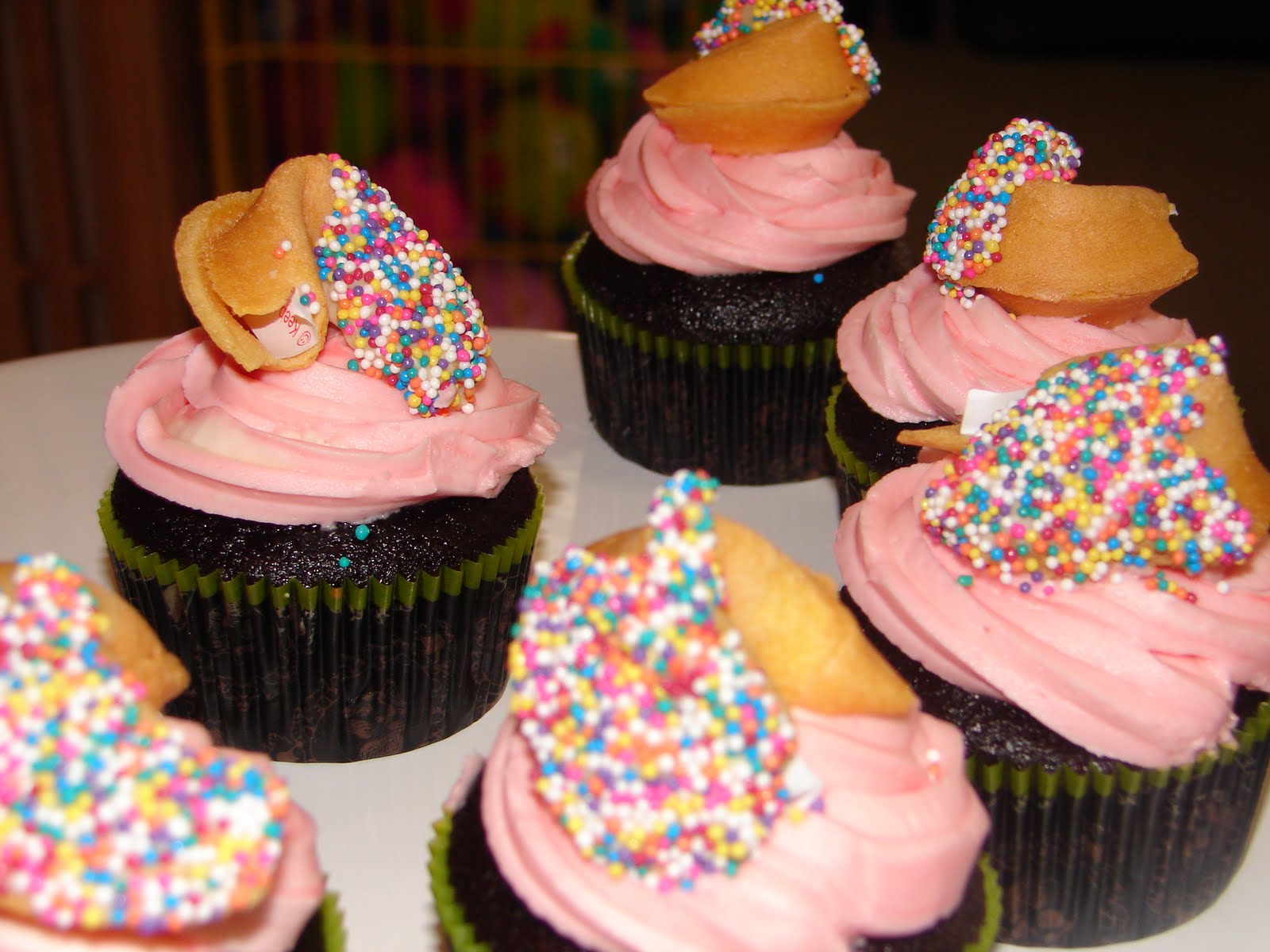 Cupcake Queen NEW! Good Fortune