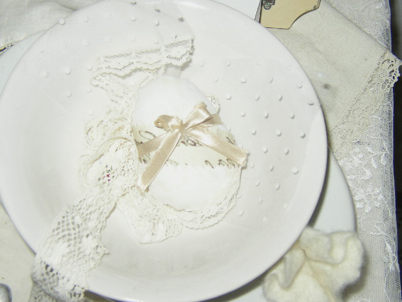 [ei+nadelkissen.JPG]