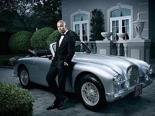 http://3.bp.blogspot.com/_2JrKyRMcVU8/SoRVj111qXI/AAAAAAAAVBk/6zzbYKsxTgc/s400/Wisin+as+James+Bond.jpg