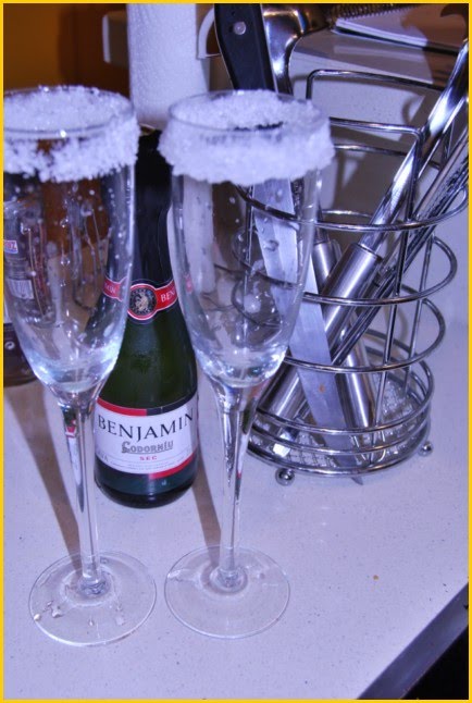 [Champagne+de+fresas+001+[640x480].jpg]