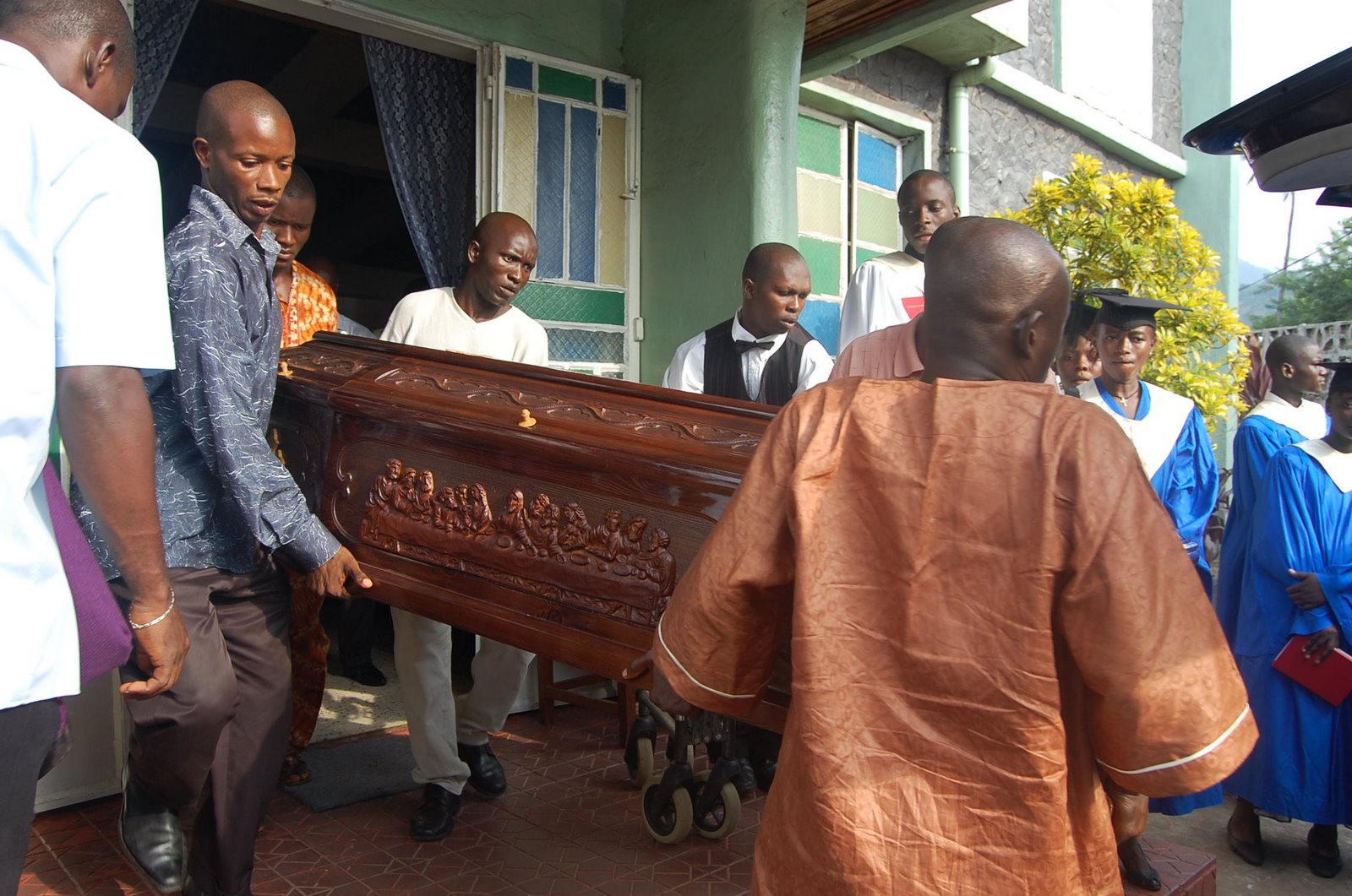 [kjfuneral12.JPG]