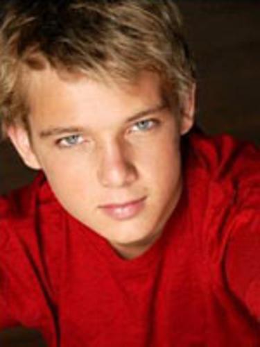Young Max Thieriot