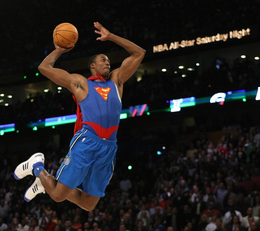 People Slam Dunking