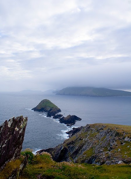 "Puffin Island", l'ile des macareux, à l'arriere, Bray Head