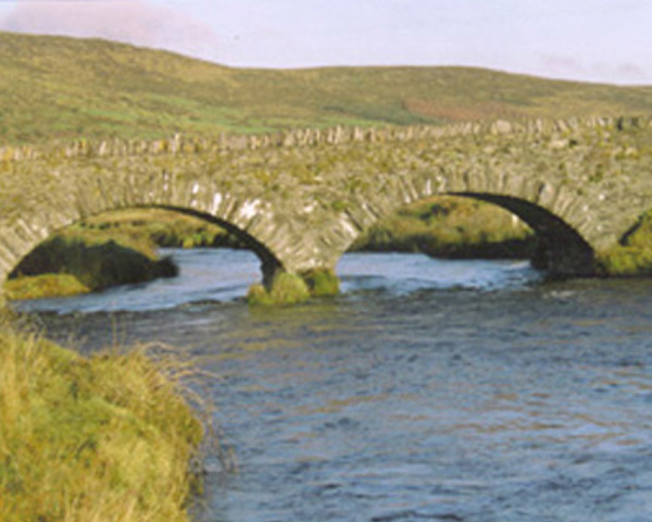 Le Cummeragh river, riviere principale du systeme du Currane