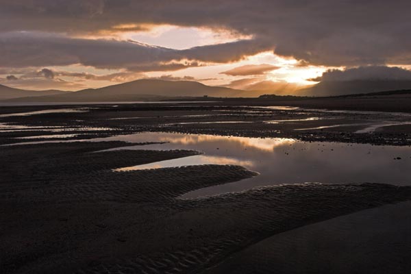 Eng Top Plaatz fir Bar-Fescherei, Reenroe Beach bei der Muendung vum Inny River