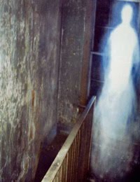 [haunted1.jpg]
