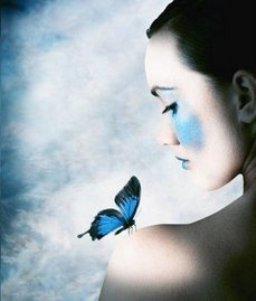 http://3.bp.blogspot.com/_2UJVE0NnEx0/SGPxDXEsaeI/AAAAAAAABkE/OIfeDQ82K98/S1600-R/mariposa-azul-hombro.jpg