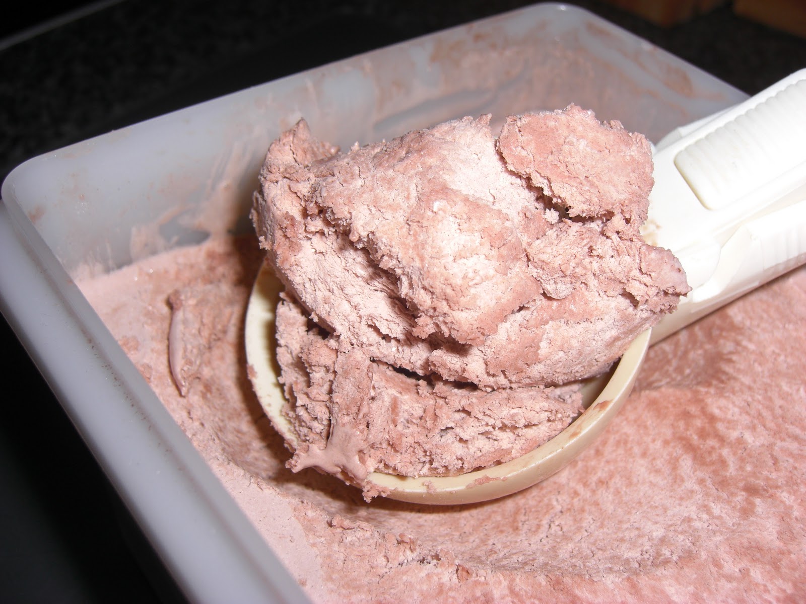 Given To Distracting Others Easiyo Delight Ice Cream Mixes Review.