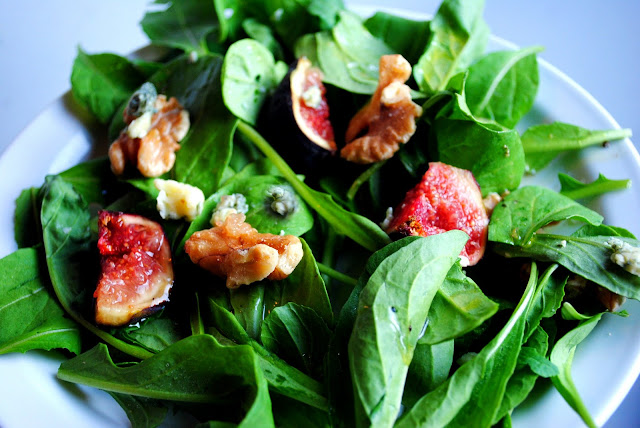 Arugula Salad with Fresh Figs l SimplyScratch.com