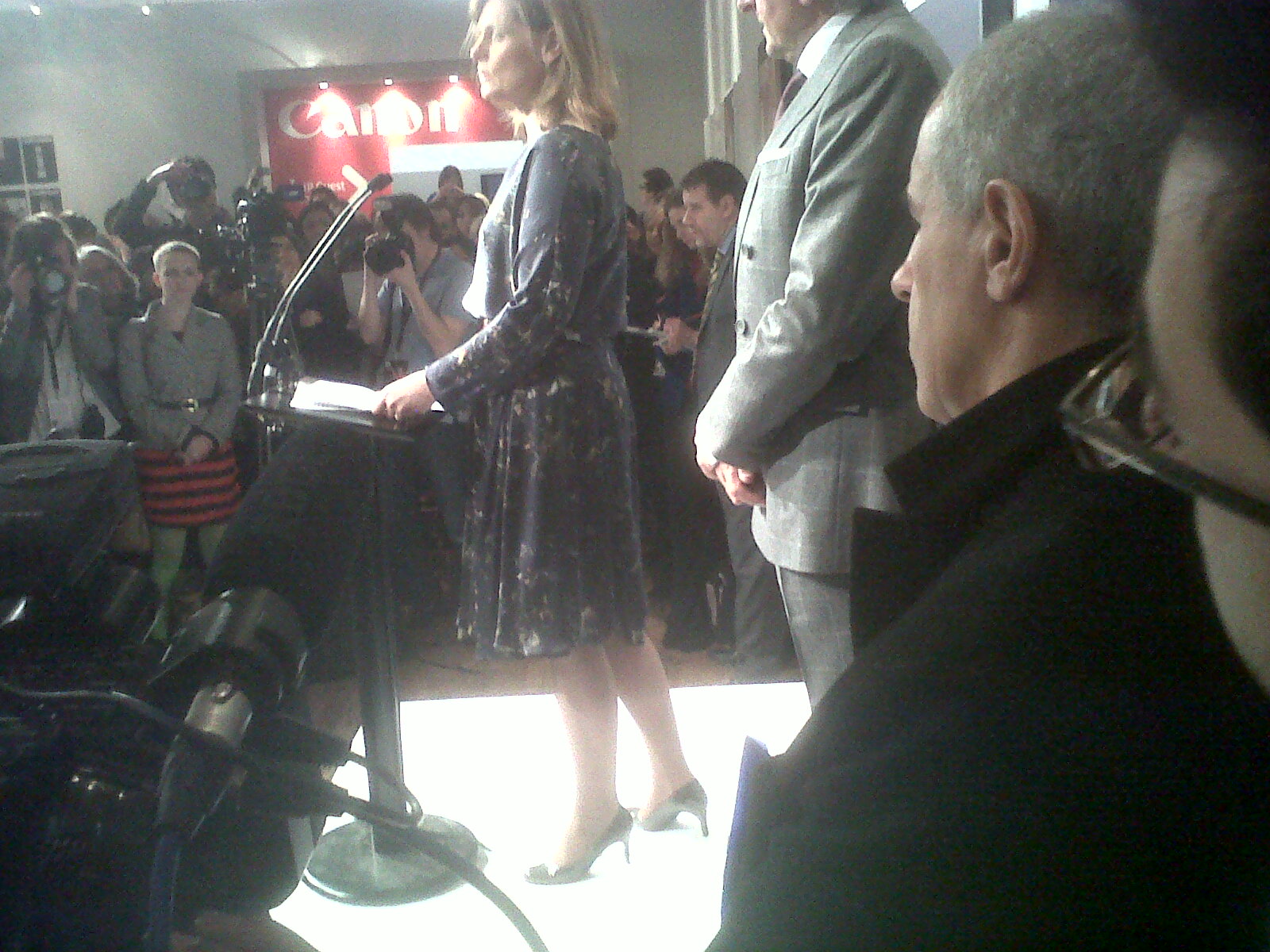 [=?utf-8?B?SU1HMDA2OTctMjAxMDAyMTktMTAxNy5qcGc=?=-756565]