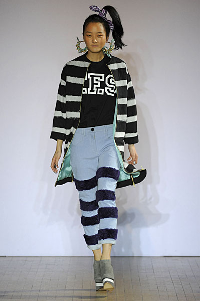 [HHOL_AW10_0337[1].jpg]