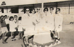 Personal de la escuela en 1969