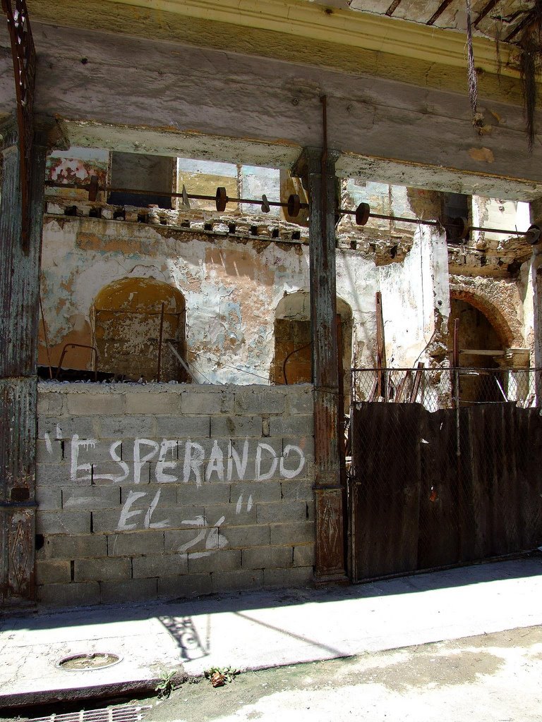 [EsperandoEl26.jpg]