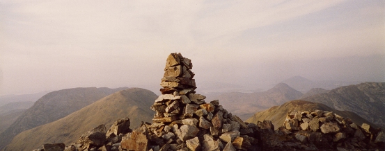 [Log+an+Tairbh+peak.jpg]