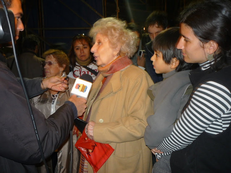 ...ejemplos de lucha:"Abuelas"