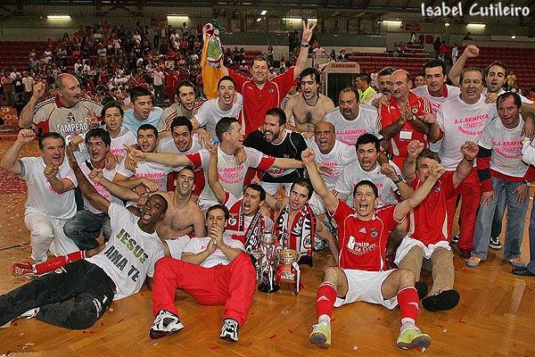 [futsal.jpg]