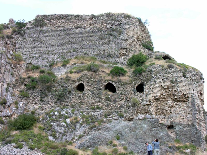 [800px-Baghras1.jpg]