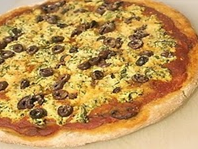 Pizza ao Molho de Espinafre, Champinhon, Azeitonas Pretas e Tofu