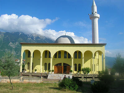 xhamia%2Bkukes.jpg
