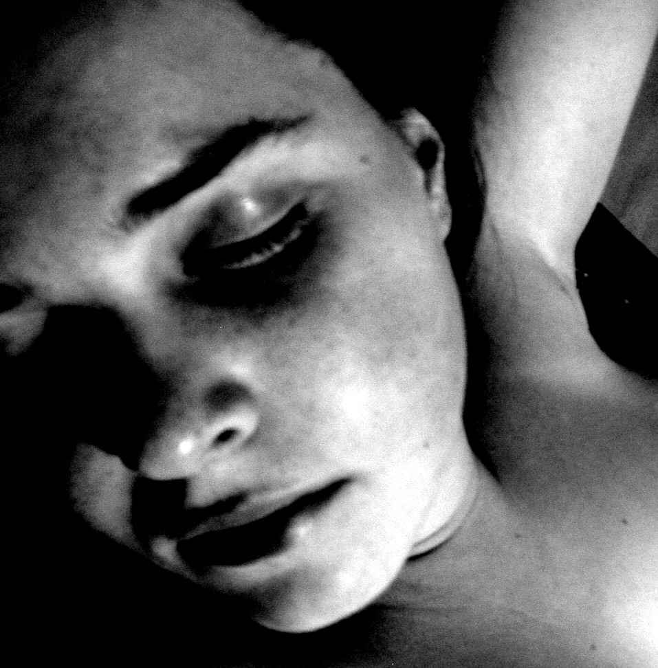 [sleeping+in+emptyness.jpg]