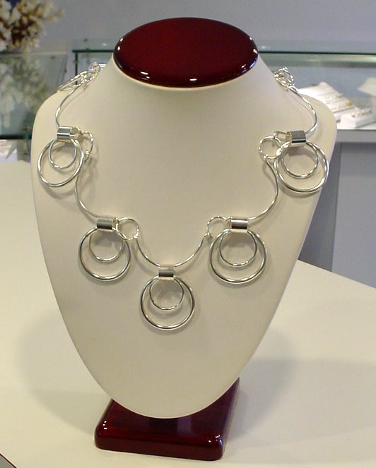 [Necklace+1.jpg]
