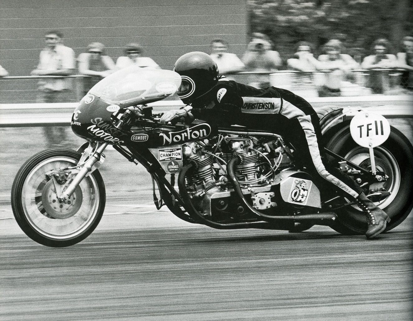 T C Christenson's Hogslayer Norton twin ! Motorcycle drag racing