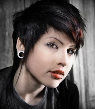 Emo Short Hairstyles for Girls