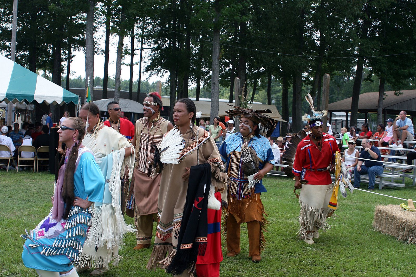 [2008+July+Cheroenhaka+Indian+Tribe+Pow+Wow+Sunday+007.jpg]