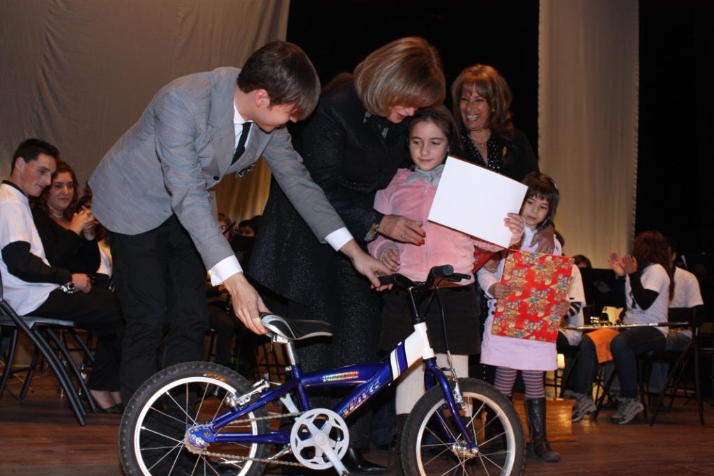 [+F403+-+000073.jpg]