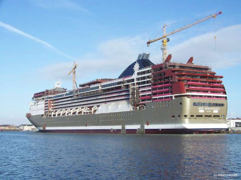 [Ship+Photo+MSC+MAGNIFICA2.JPG]