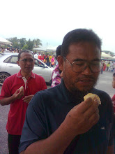 Jom...makan durian   (26/07/09)