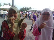Jom..makan durian (26/07/09)