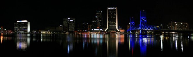 [Jacksonville_Skyline_Night_Panorama_Digon3.jpg]