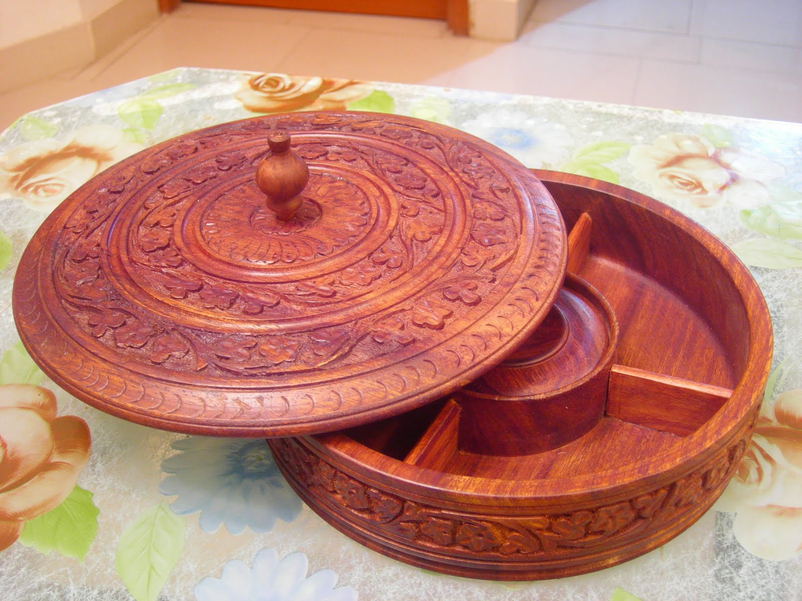 Made in Pakistan Handicrafts: Wooden Crafts