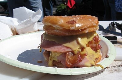 [bacon-ham-doughnut.JPG]