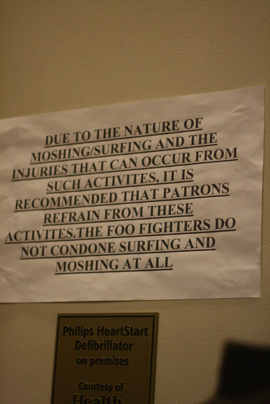 [Foo+Fighters+001.jpg]