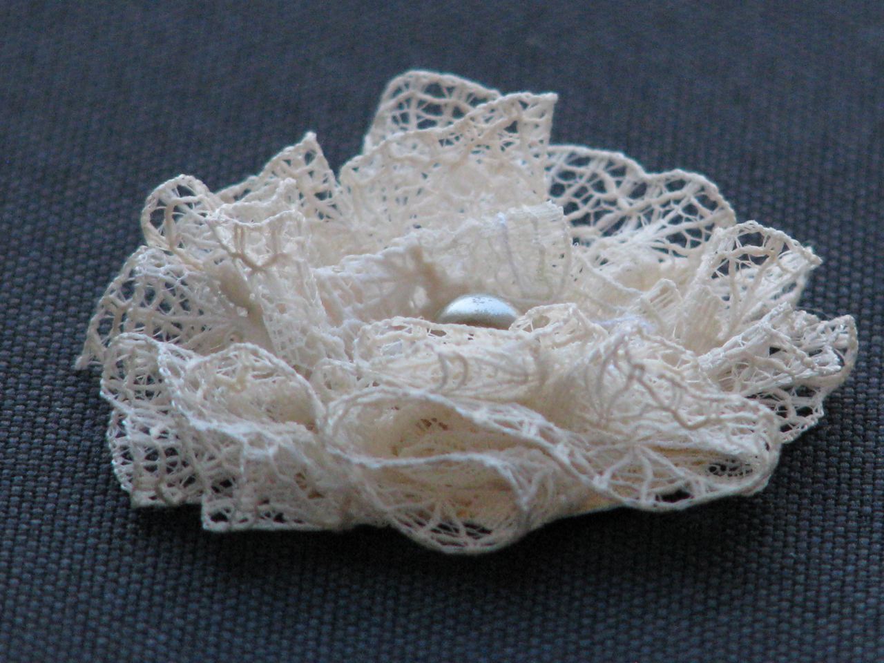 SIMPLY PAPER No sew lace flower