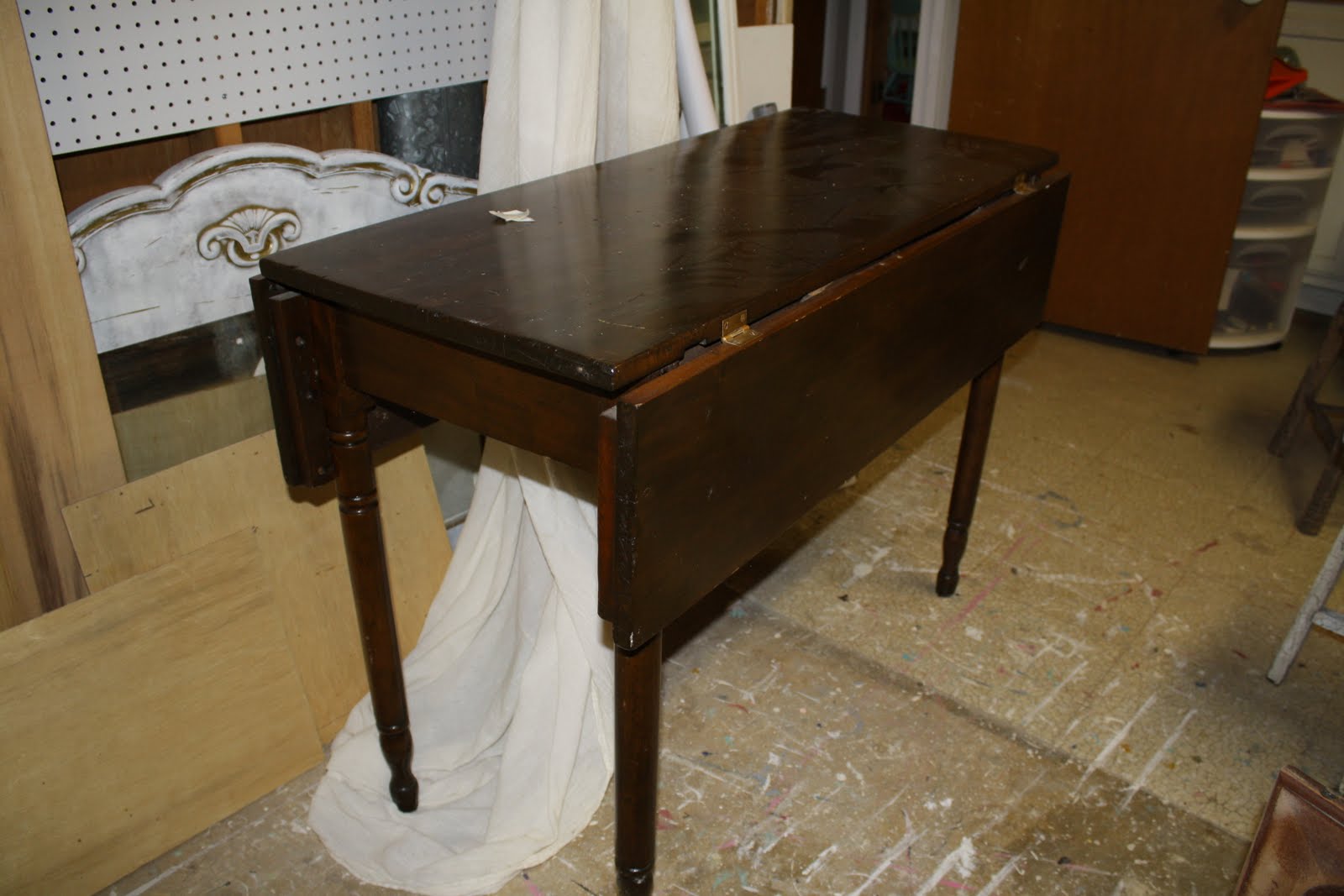 Dark Pine Furniture