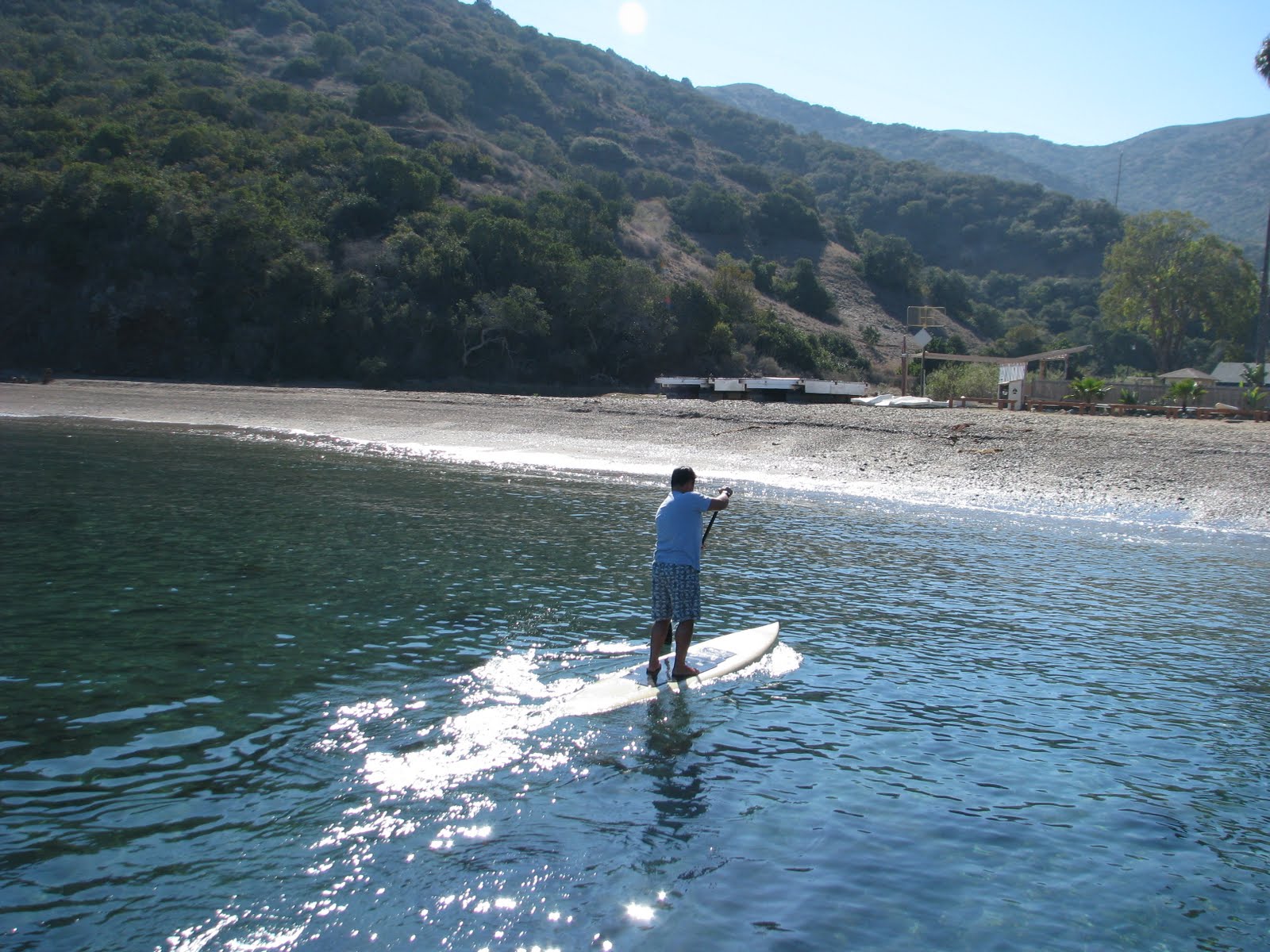 Stand Up Paddle Surfing From the road Catalina Island has got paddlers!