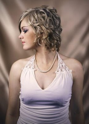 Short Curly Hairstyles