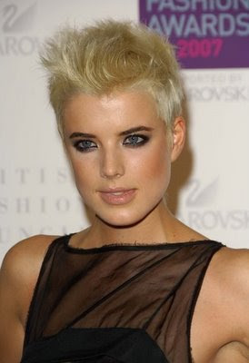 Agness Deyn Short Blonde Hairstyles