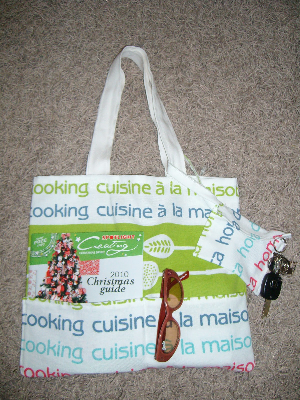 mommy sew pretty Tea towel turned tote bag with attached pouch