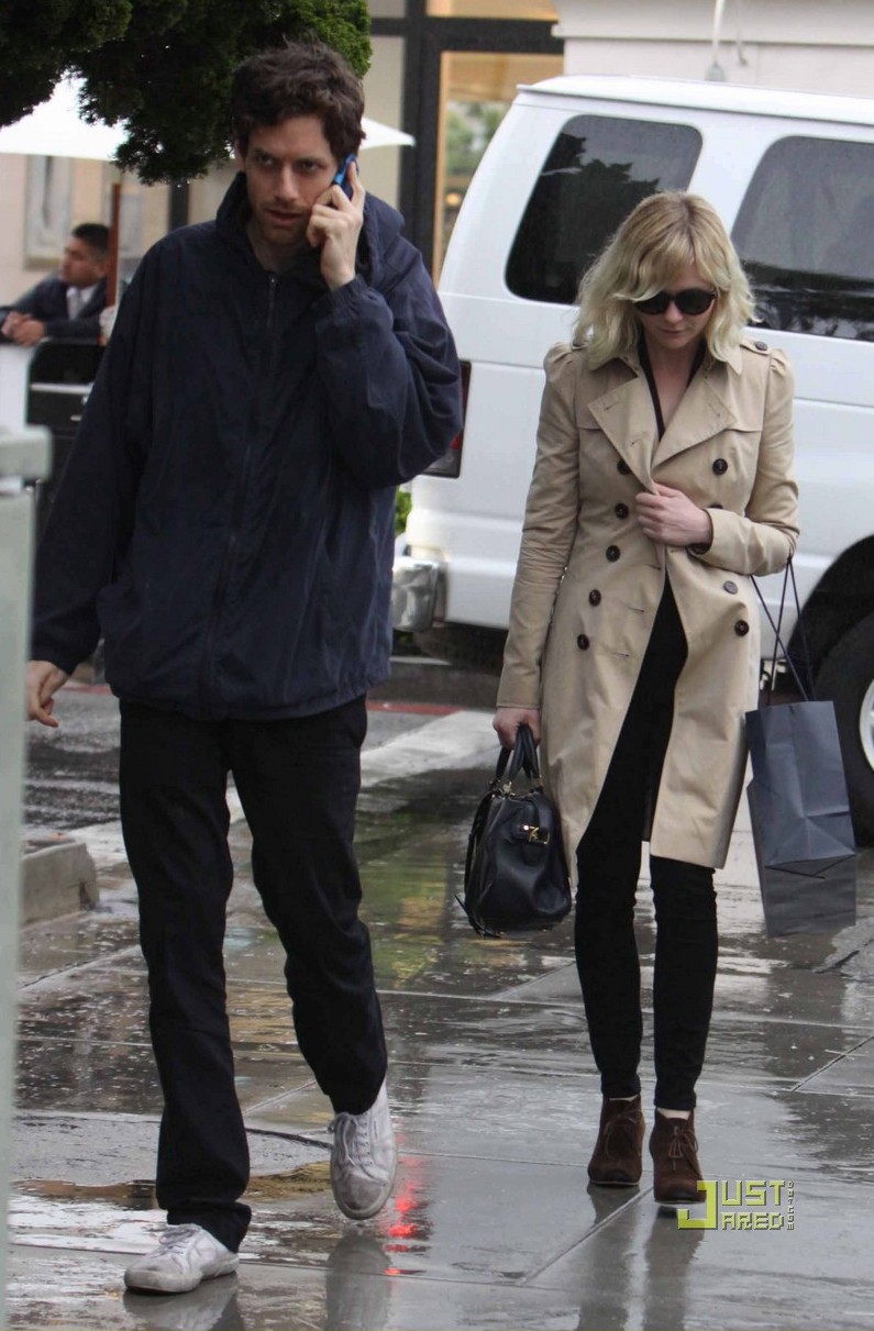 Being Glamorous: Kirsten Dunst ...