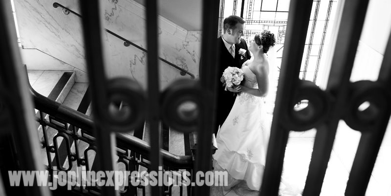 [0475+sndrs+bw+10x20.jpg]