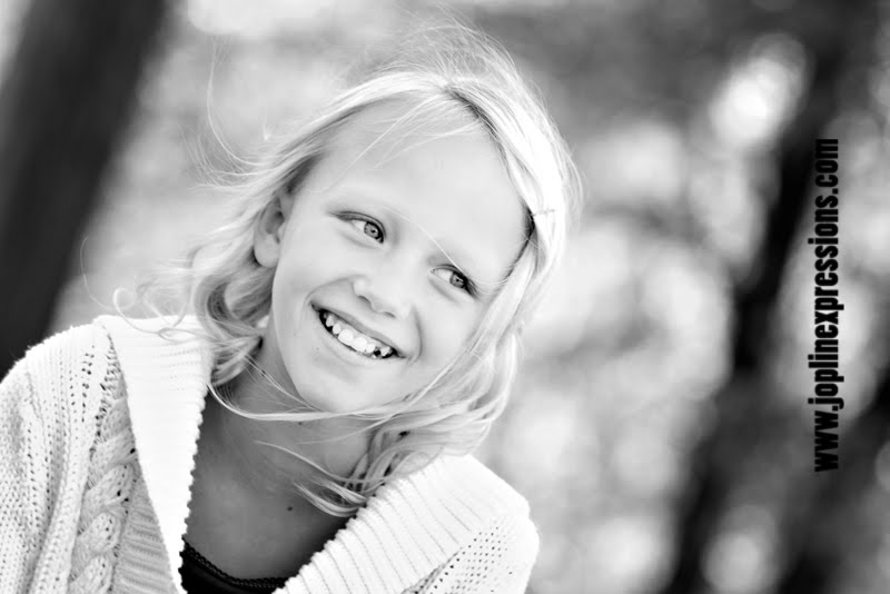 [0613+fllmni+bw.jpg]