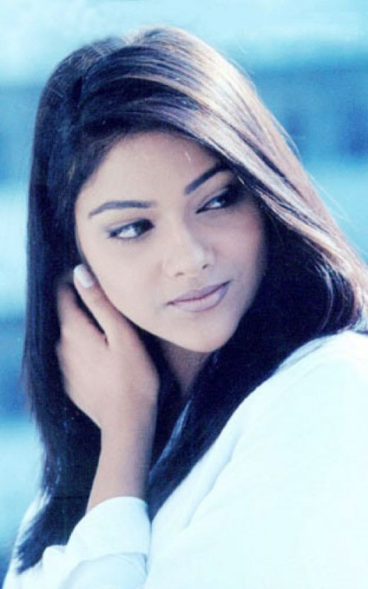 actress abhirami in jeans abhirami spicy stills 6 pics actress abhirami in jeans abhirami spicy stills 6 pics